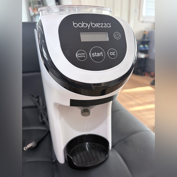 Baby Brezza Formula Pro Mini - Picture 1 of 12